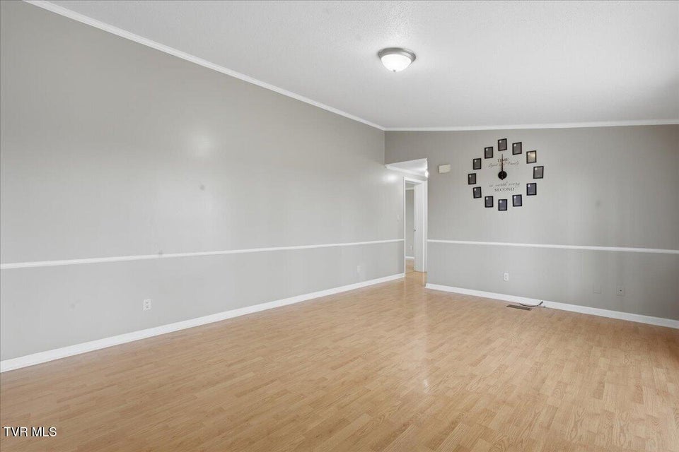 Photo #5: 257 Wesley Drive