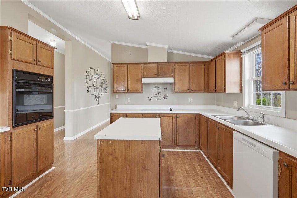 Photo #8: 257 Wesley Drive