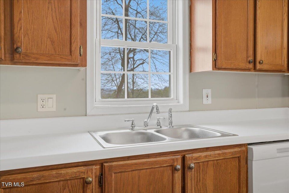 Photo #10: 257 Wesley Drive