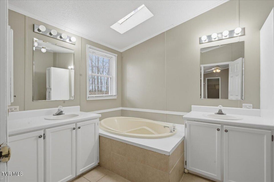 Photo #13: 257 Wesley Drive