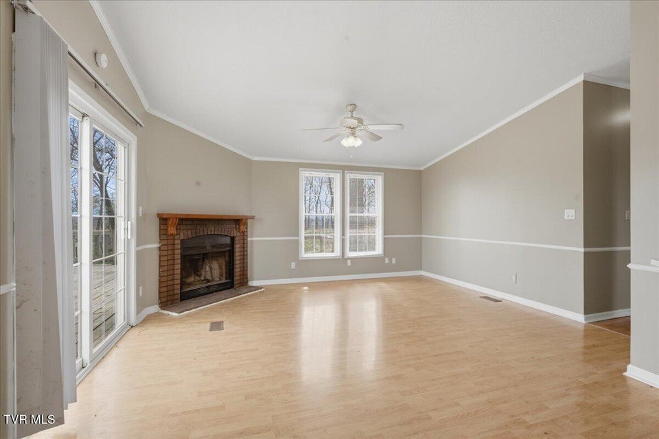 Photo #17: 257 Wesley Drive