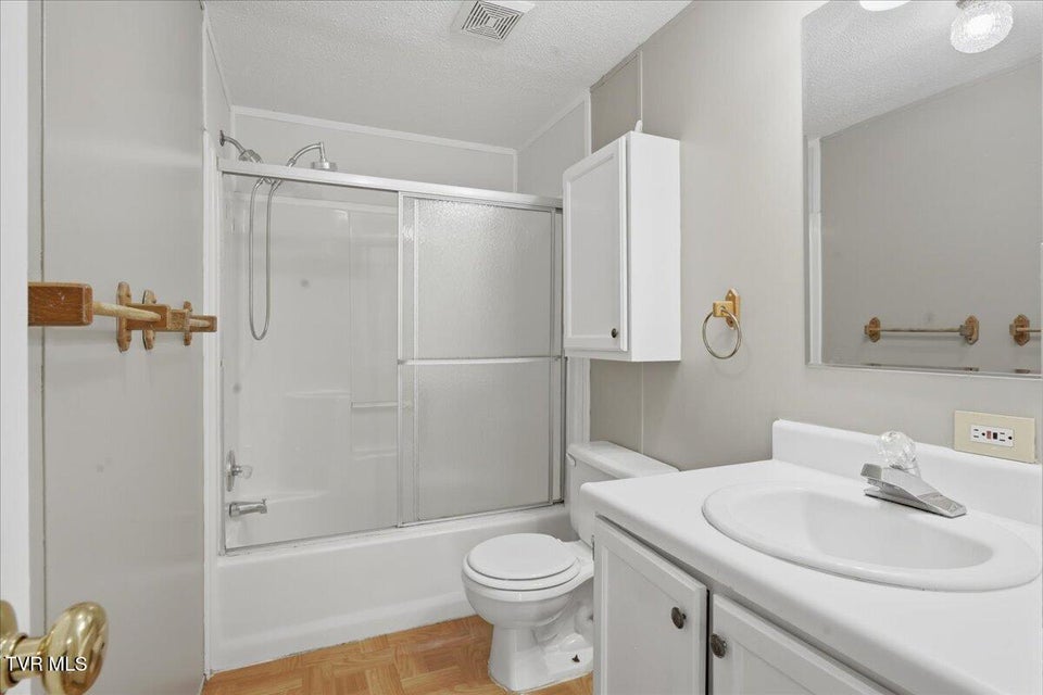 Photo #21: 257 Wesley Drive