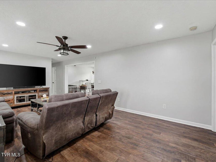 Photo #6: 2066 Mullins Road