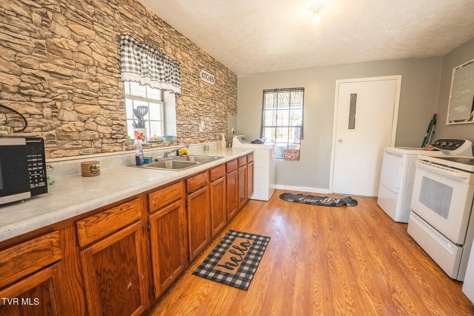 Photo #9: 179 A Sutton Hollow Road