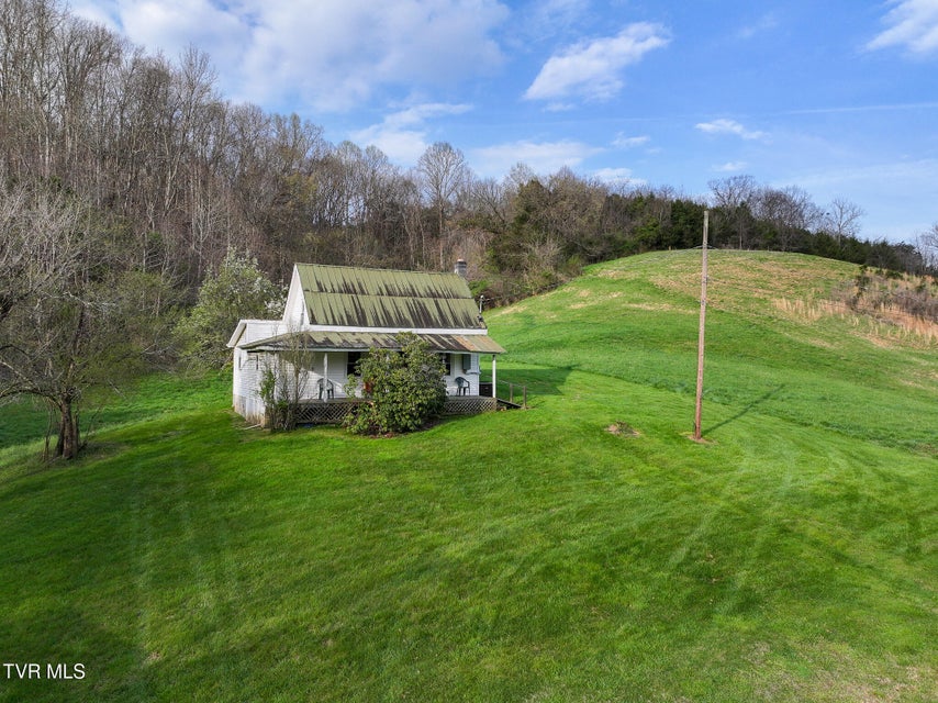 Photo #4: 1811 George Malone Road