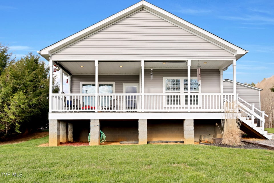 Photo #2: 1120 Myrtle Drive