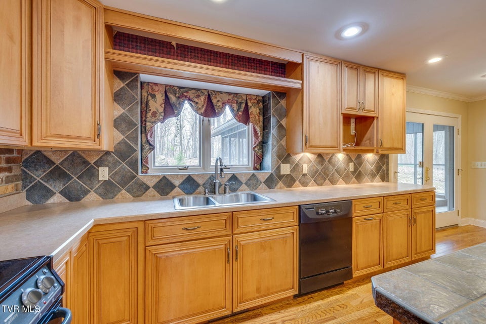 Photo #13: 5204 Foxfire Place