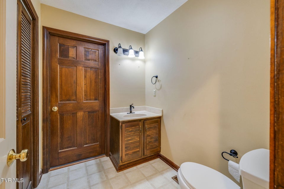 Photo #57: 5204 Foxfire Place