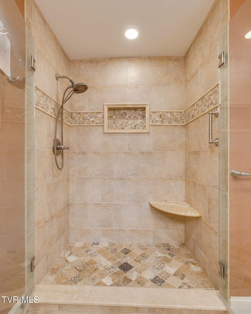 Photo #33: 5204 Foxfire Place