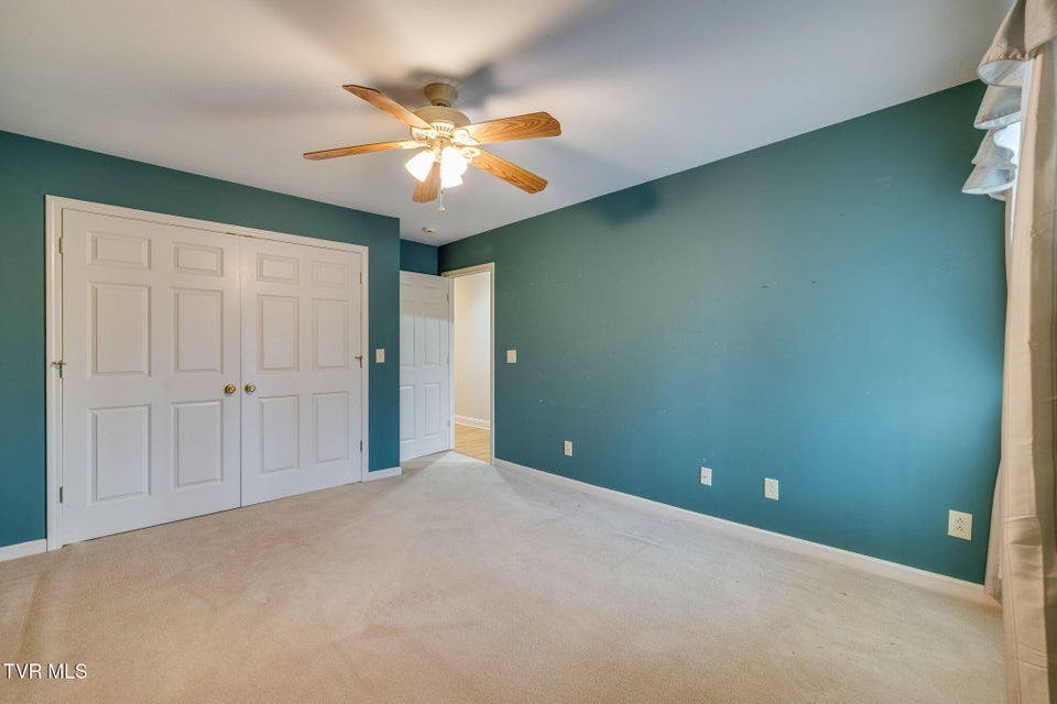 Photo #41: 5204 Foxfire Place