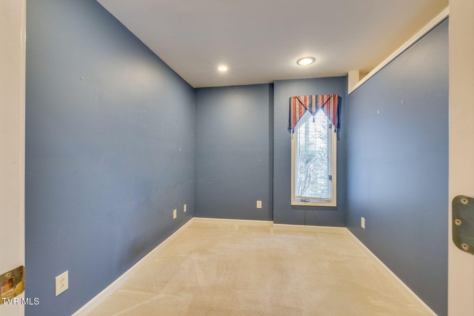 Photo #43: 5204 Foxfire Place