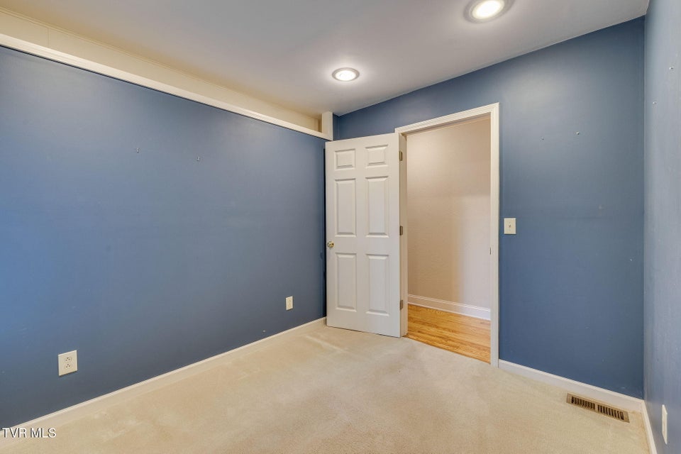 Photo #44: 5204 Foxfire Place