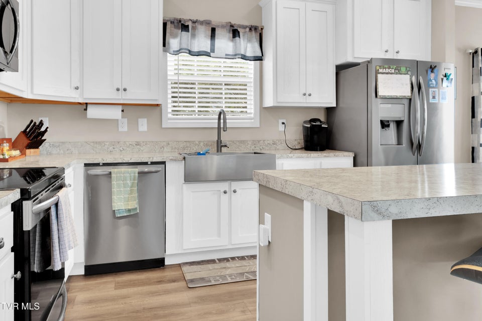 Photo #9: 1120 Myrtle Drive