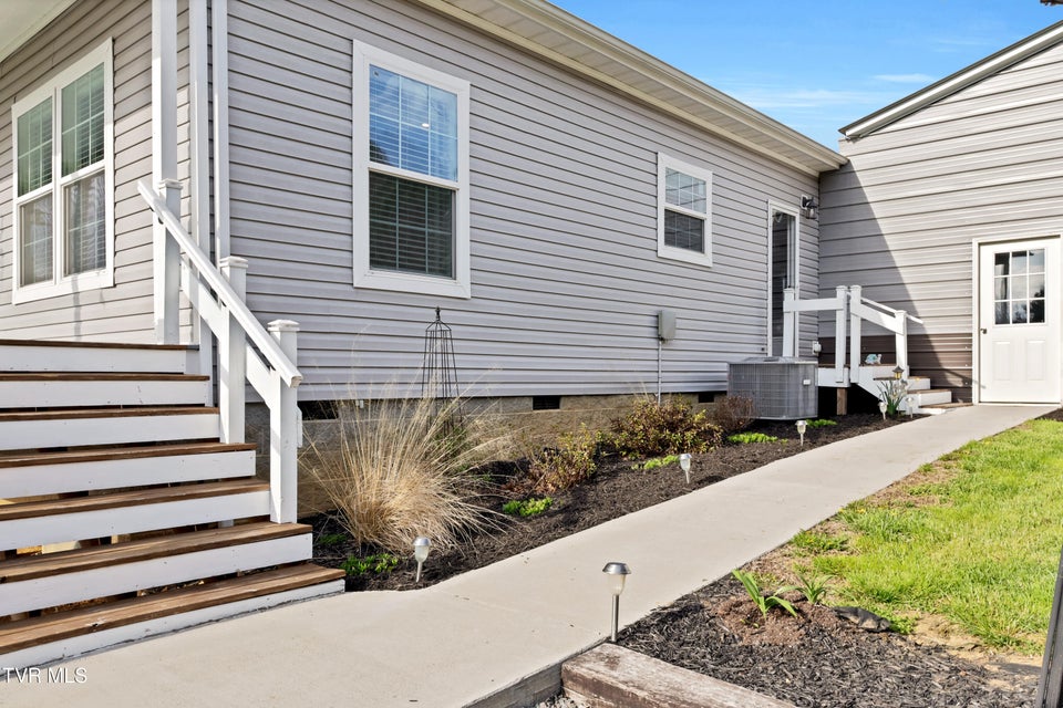 Photo #36: 1120 Myrtle Drive