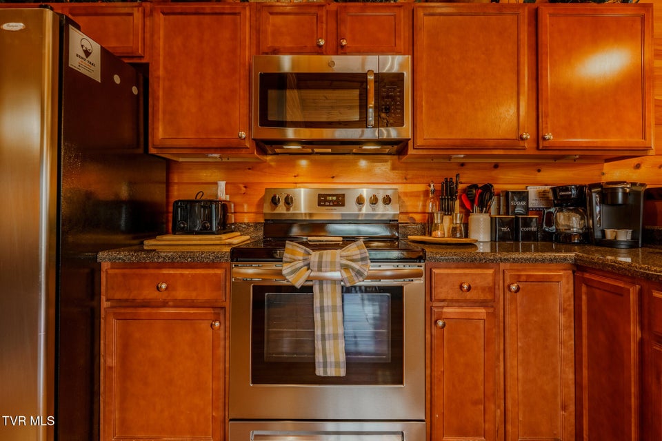 Photo #11: 921 Mcmakin Way