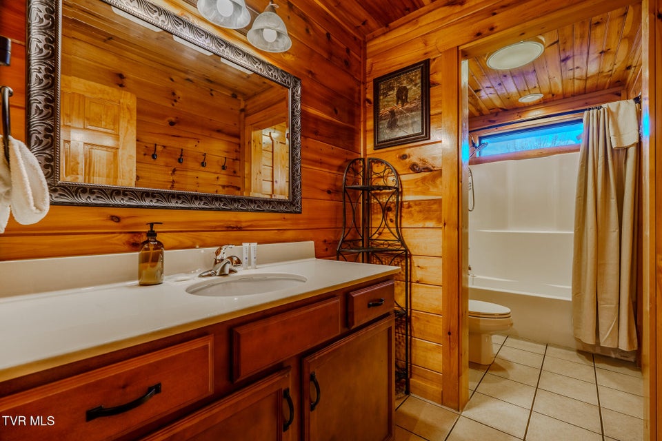 Photo #16: 921 Mcmakin Way