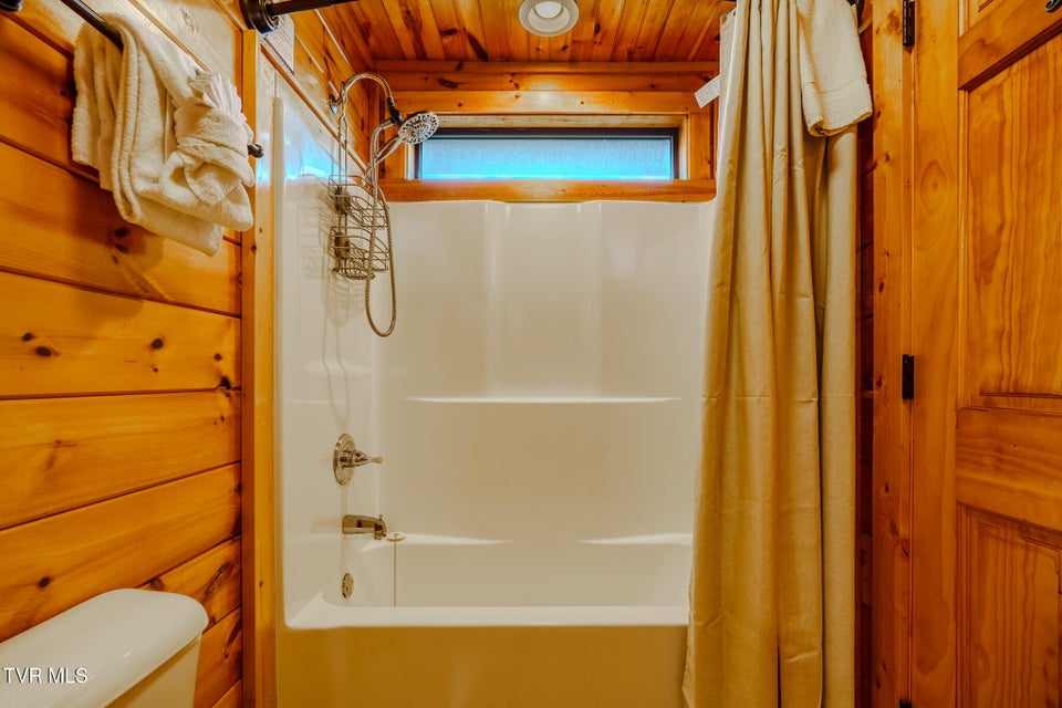 Photo #17: 921 Mcmakin Way