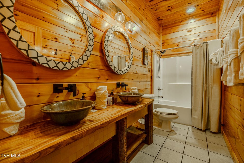 Photo #24: 921 Mcmakin Way