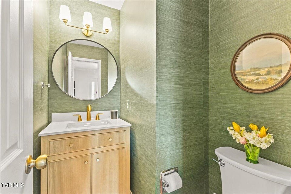 Photo #8: 8 Parwood Court