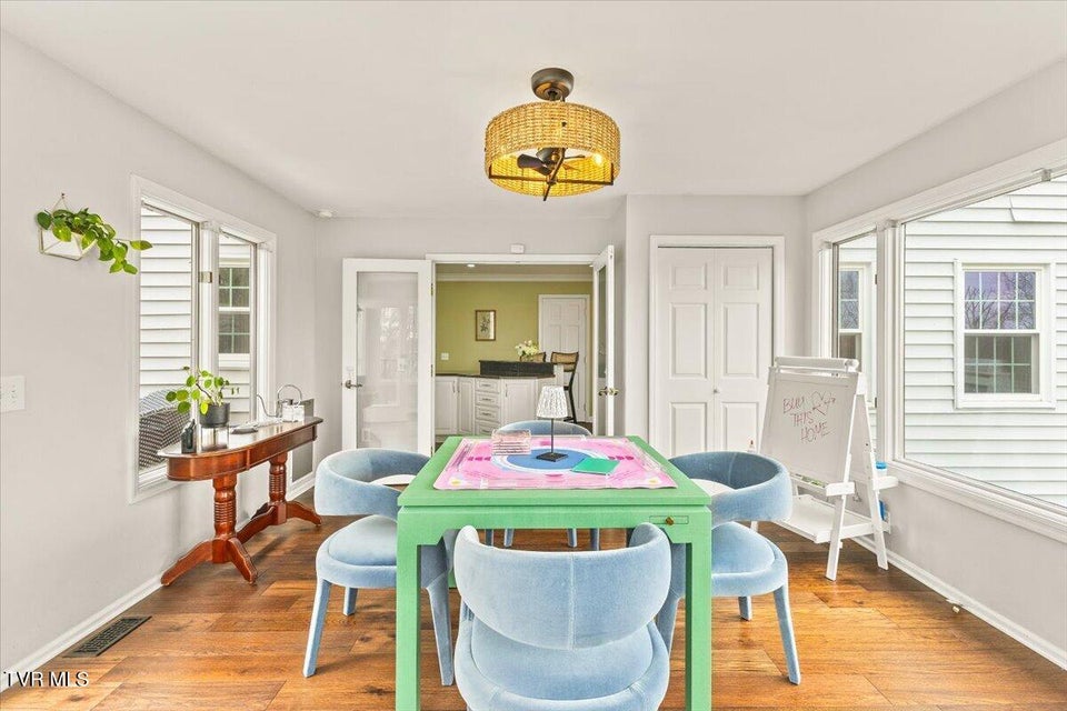 Photo #20: 8 Parwood Court