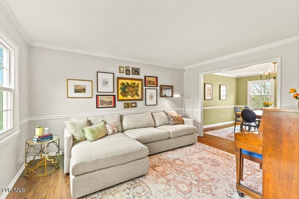 Photo #30: 8 Parwood Court