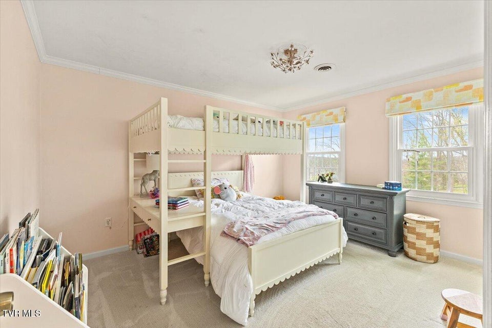 Photo #36: 8 Parwood Court