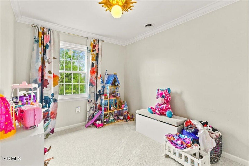 Photo #39: 8 Parwood Court