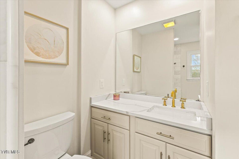 Photo #46: 8 Parwood Court