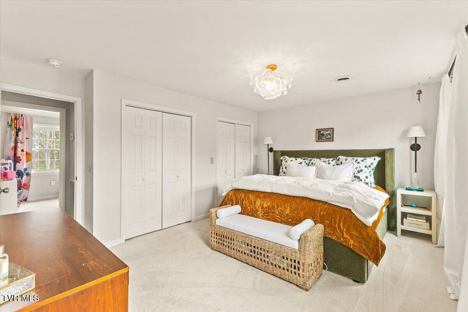 Photo #47: 8 Parwood Court