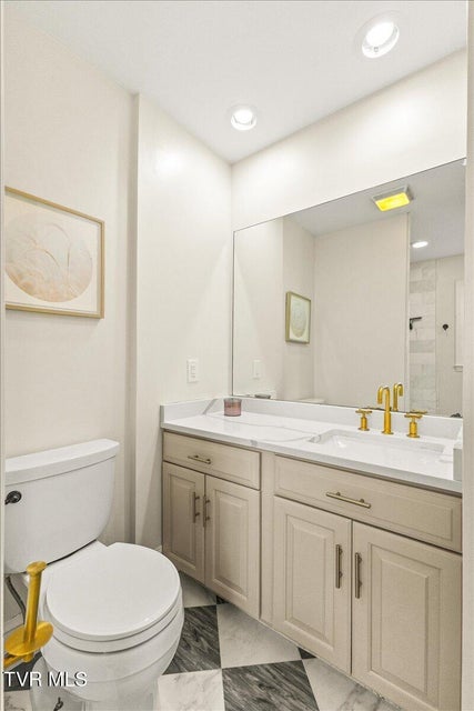 Photo #48: 8 Parwood Court