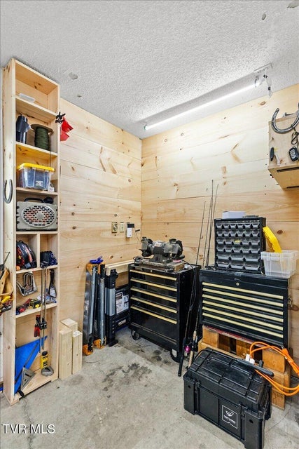 Photo #52: 8 Parwood Court