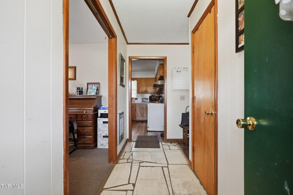 Photo #7: 805 Rock Creek Road