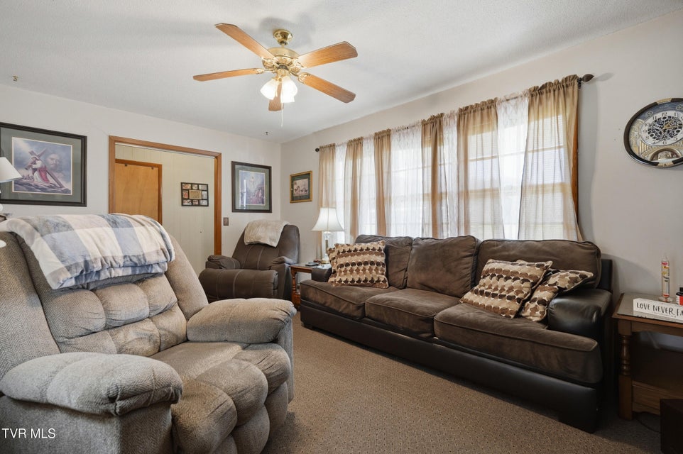 Photo #9: 805 Rock Creek Road