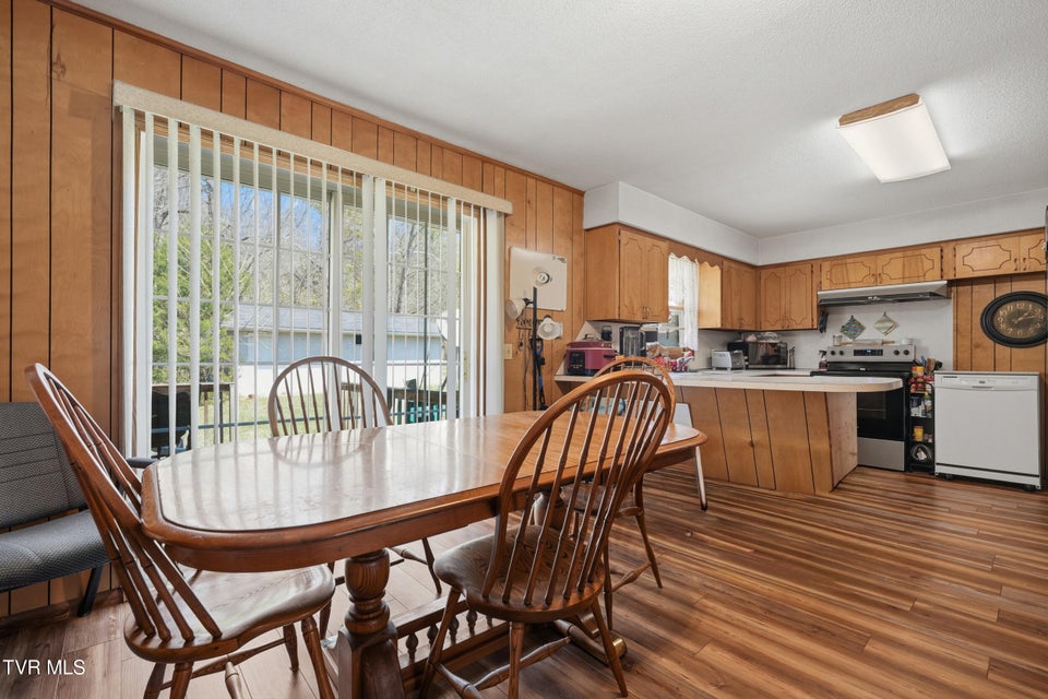 Photo #14: 805 Rock Creek Road