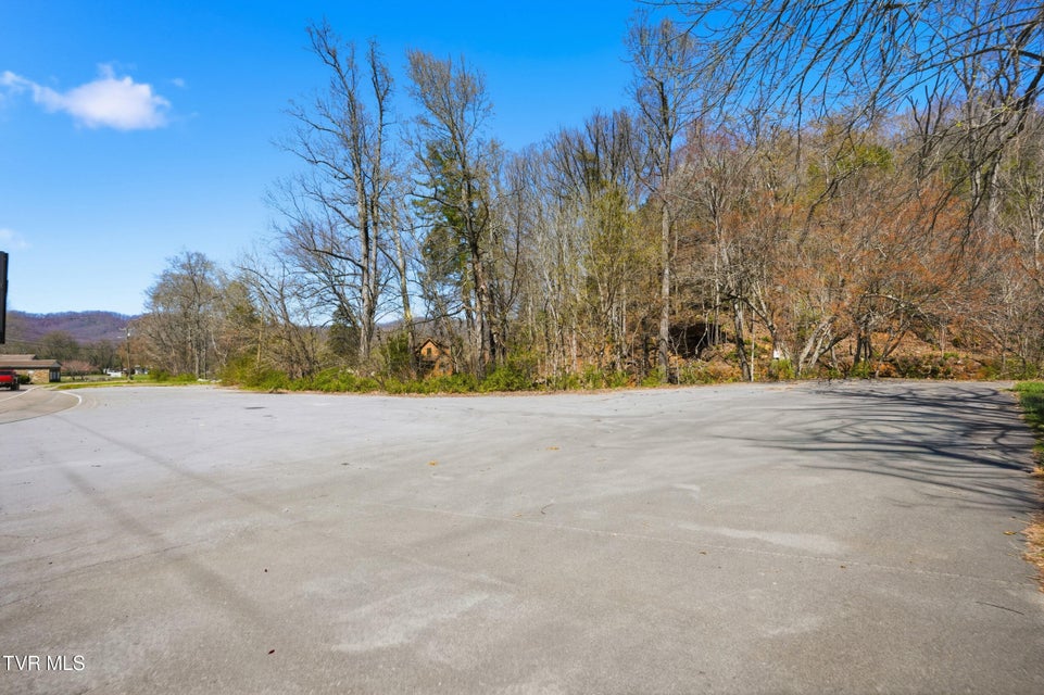 Photo #29: 805 Rock Creek Road