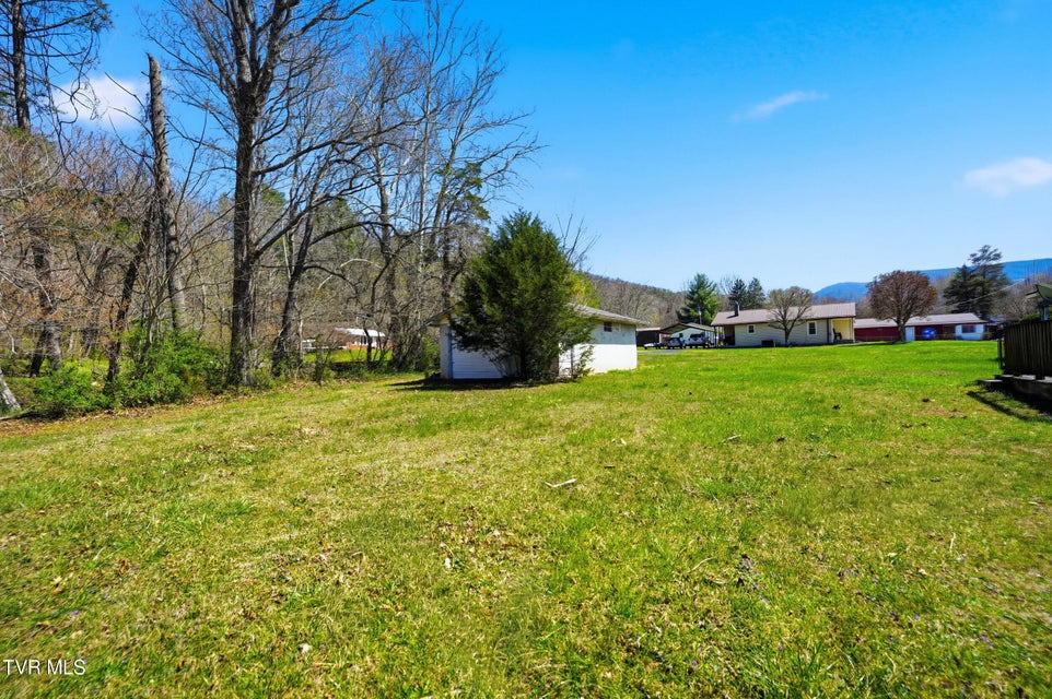 Photo #25: 805 Rock Creek Road