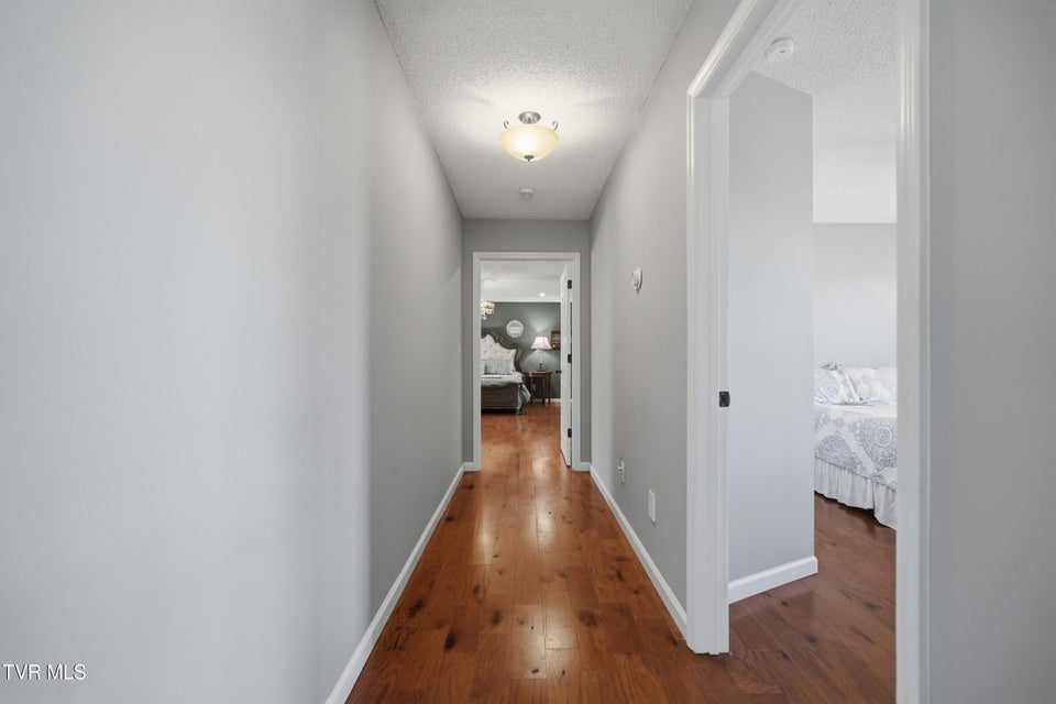 Photo #24: 124 Lazy Lane