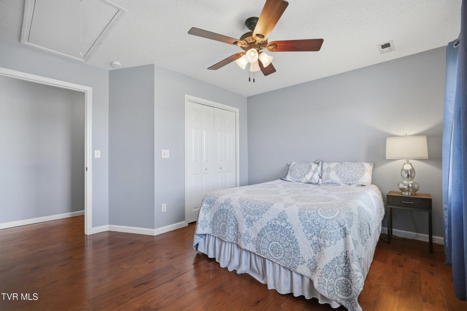 Photo #26: 124 Lazy Lane