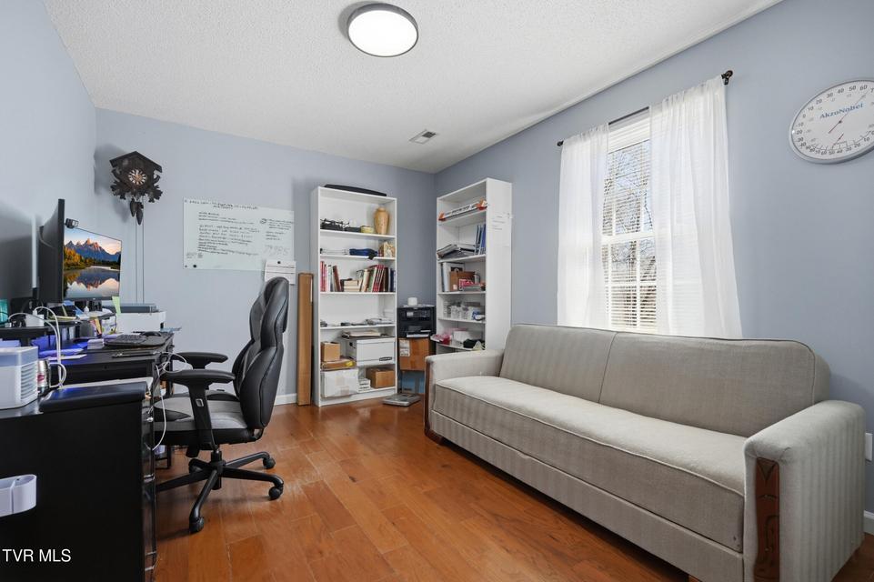 Photo #33: 124 Lazy Lane