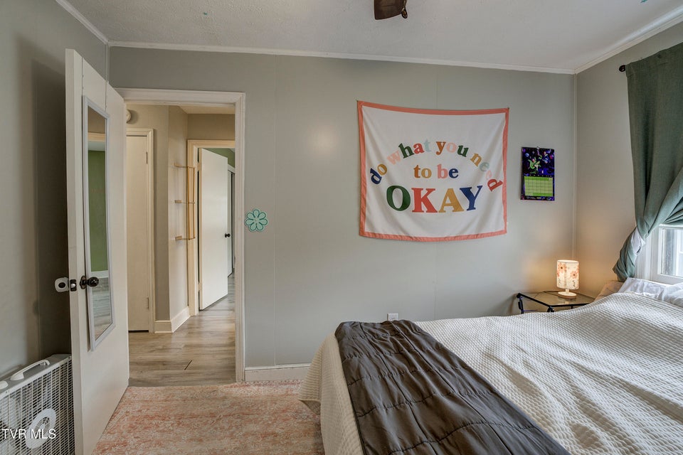 Photo #18: 307 Walker Street