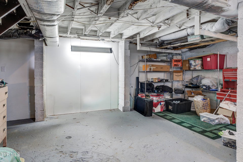 Photo #28: 307 Walker Street