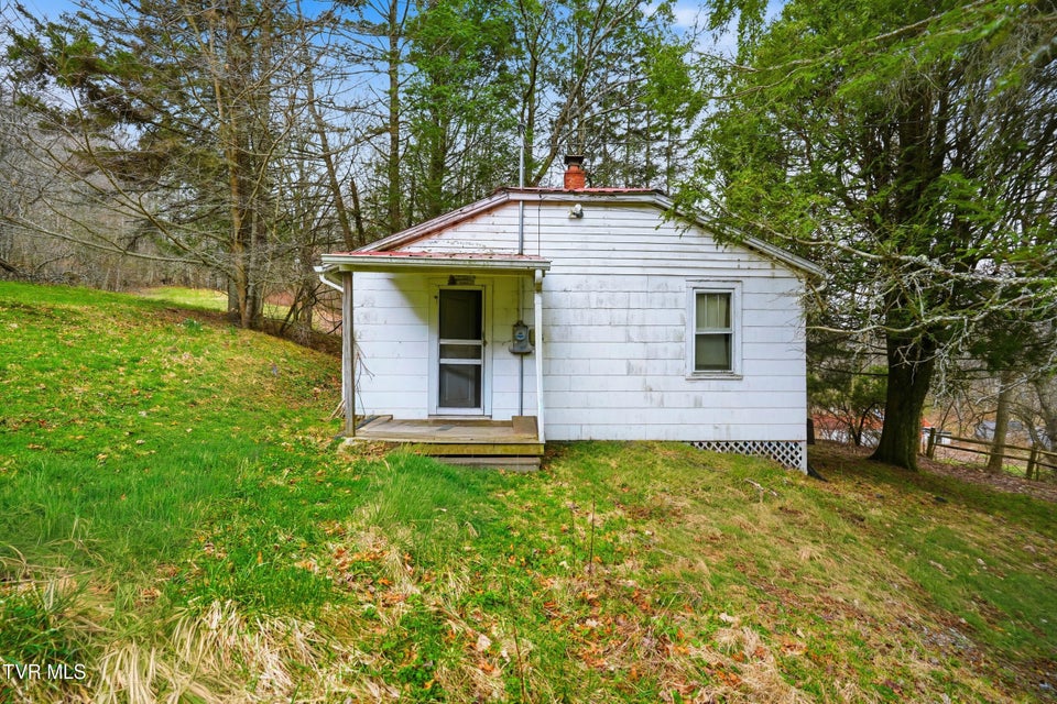 Photo #16: 138 Birch Lane