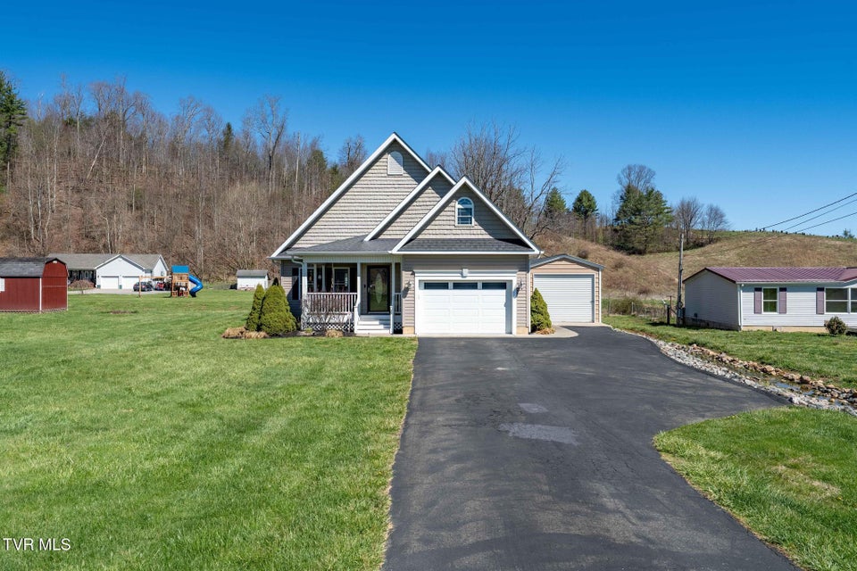 Photo #2: 2144 Highway 421 N 