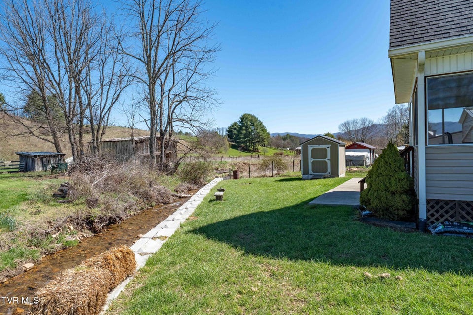 Photo #7: 2144 Highway 421 N 