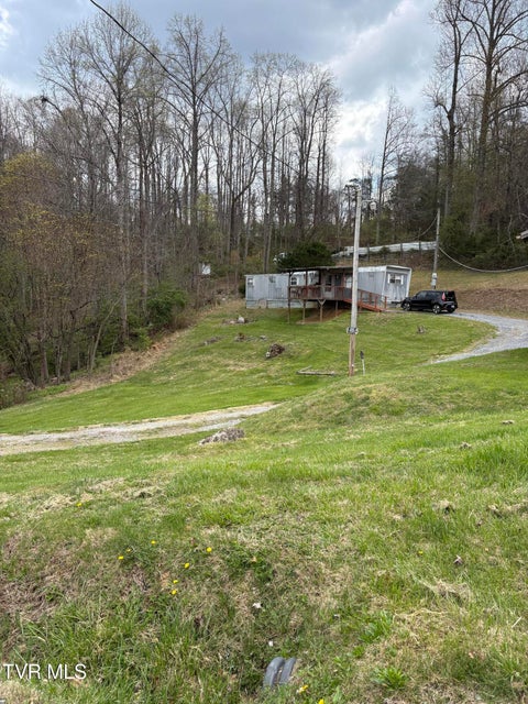 Photo #5: 131 Russell Hill Road