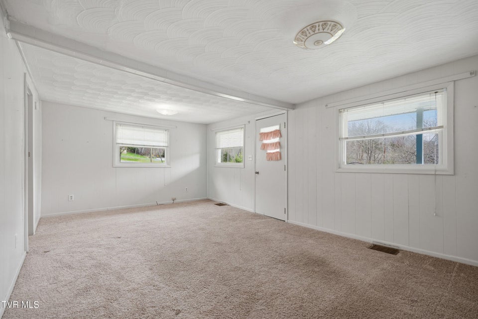 Photo #5: 1333 Dante Road