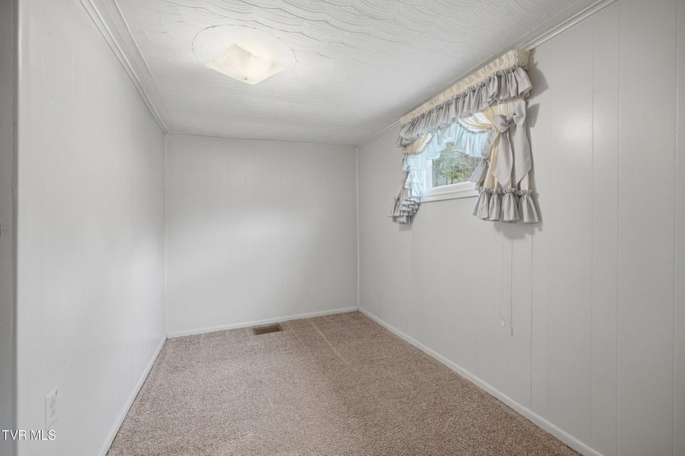 Photo #8: 1333 Dante Road