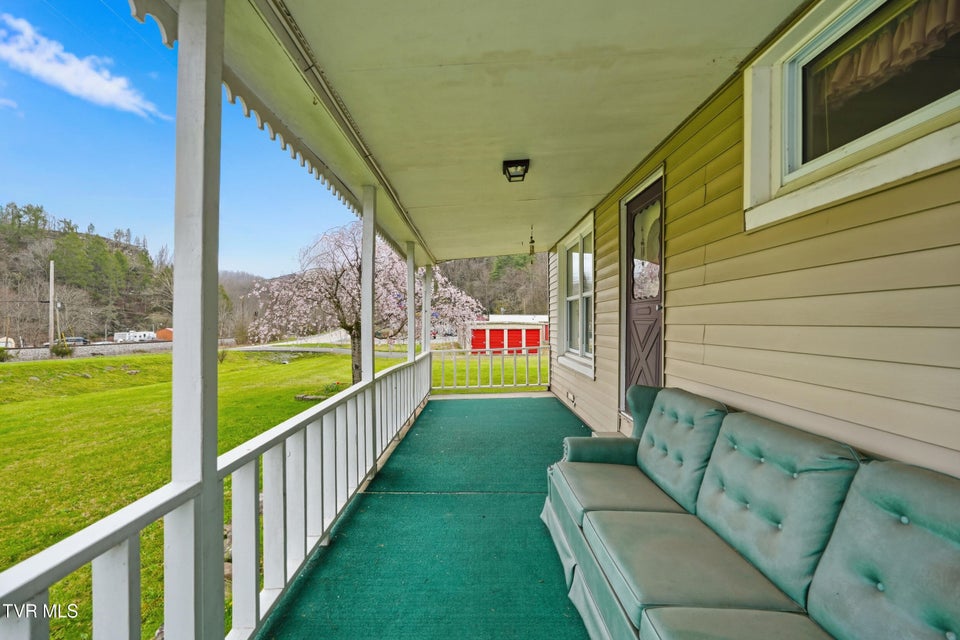 Photo #27: 1333 Dante Road