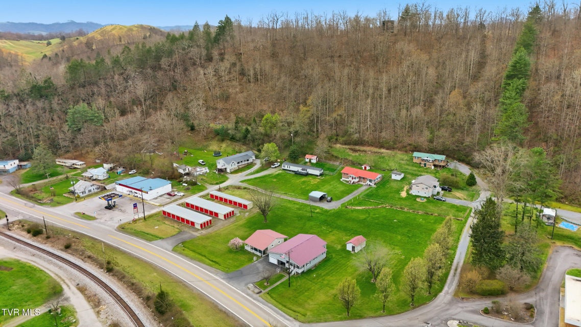 Photo #29: 1333 Dante Road