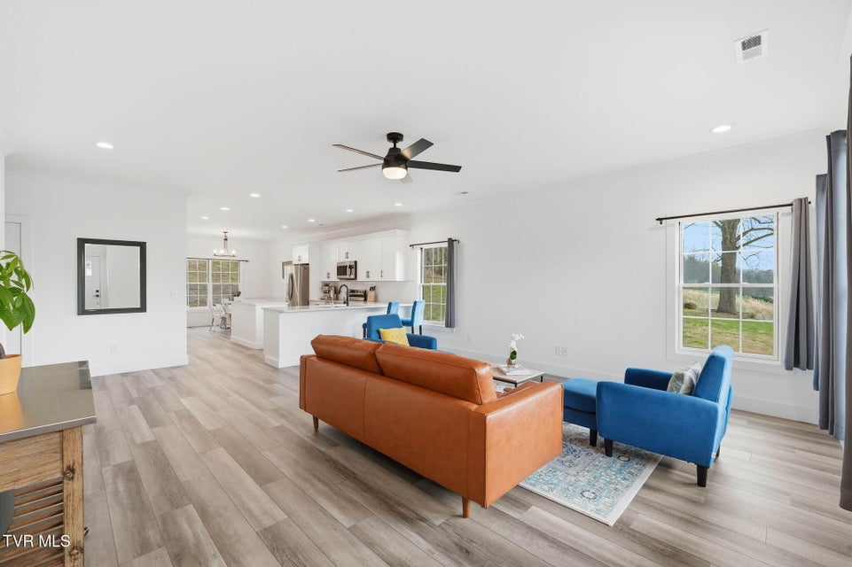 Photo #11: 416 Pettyjohn Road